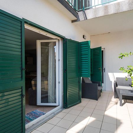 Apartments Polly Primosten Luaran gambar