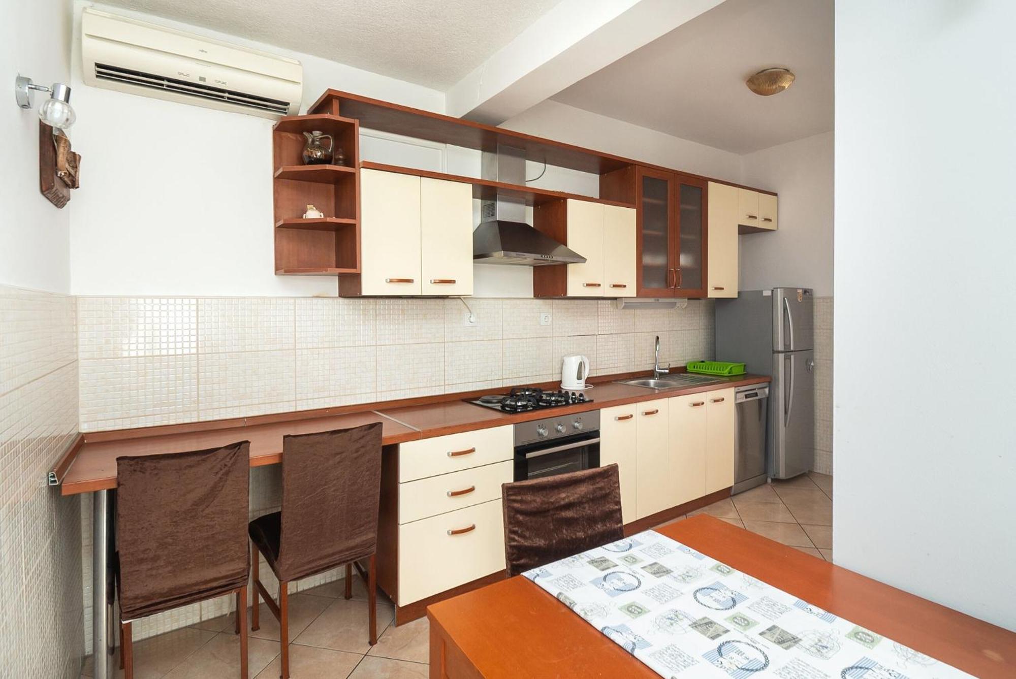 Apartments Polly Primosten Luaran gambar
