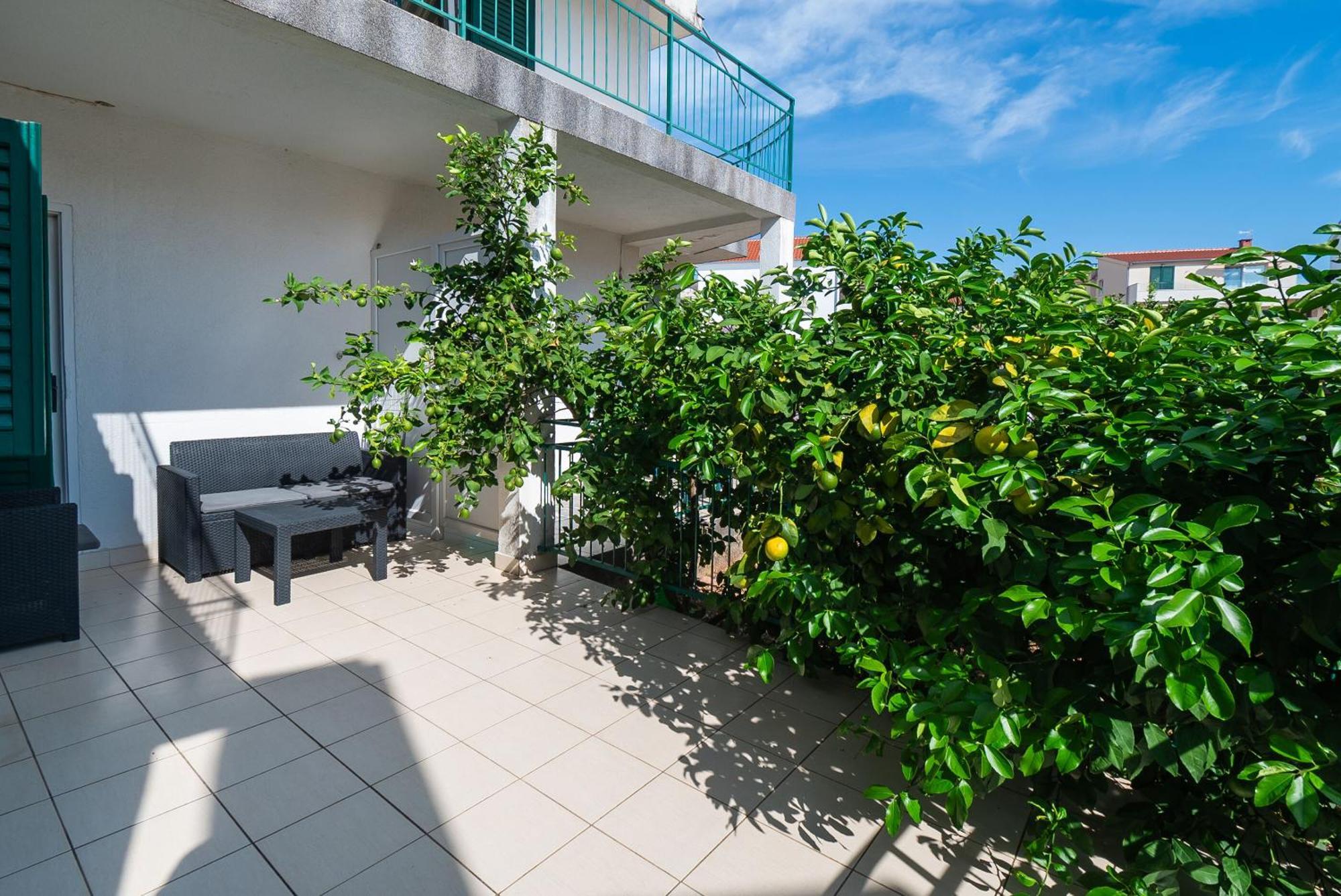 Apartments Polly Primosten Luaran gambar