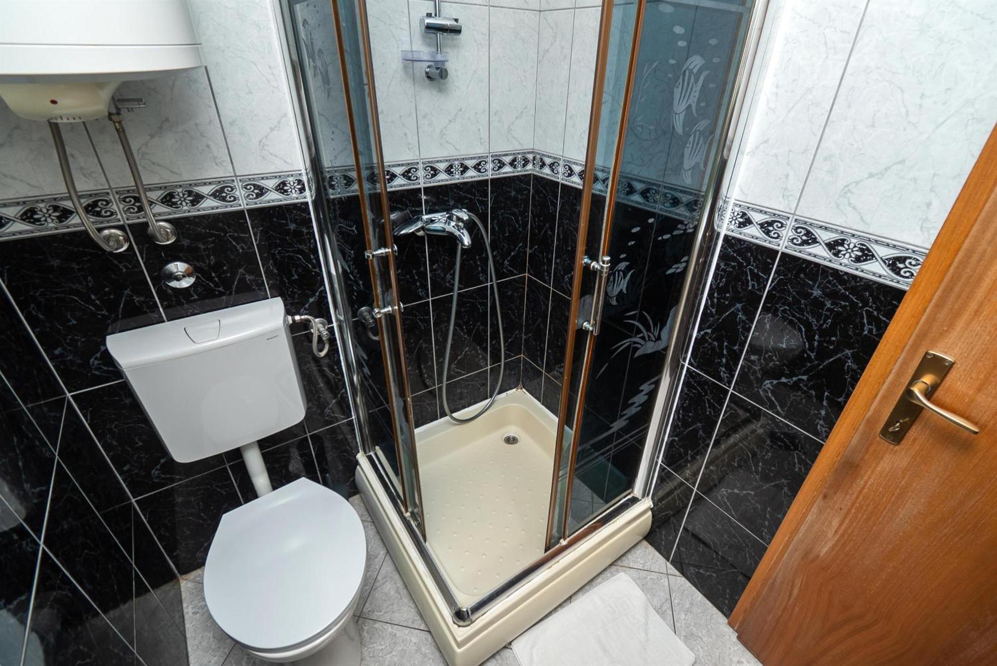 Apartments Polly Primosten Luaran gambar