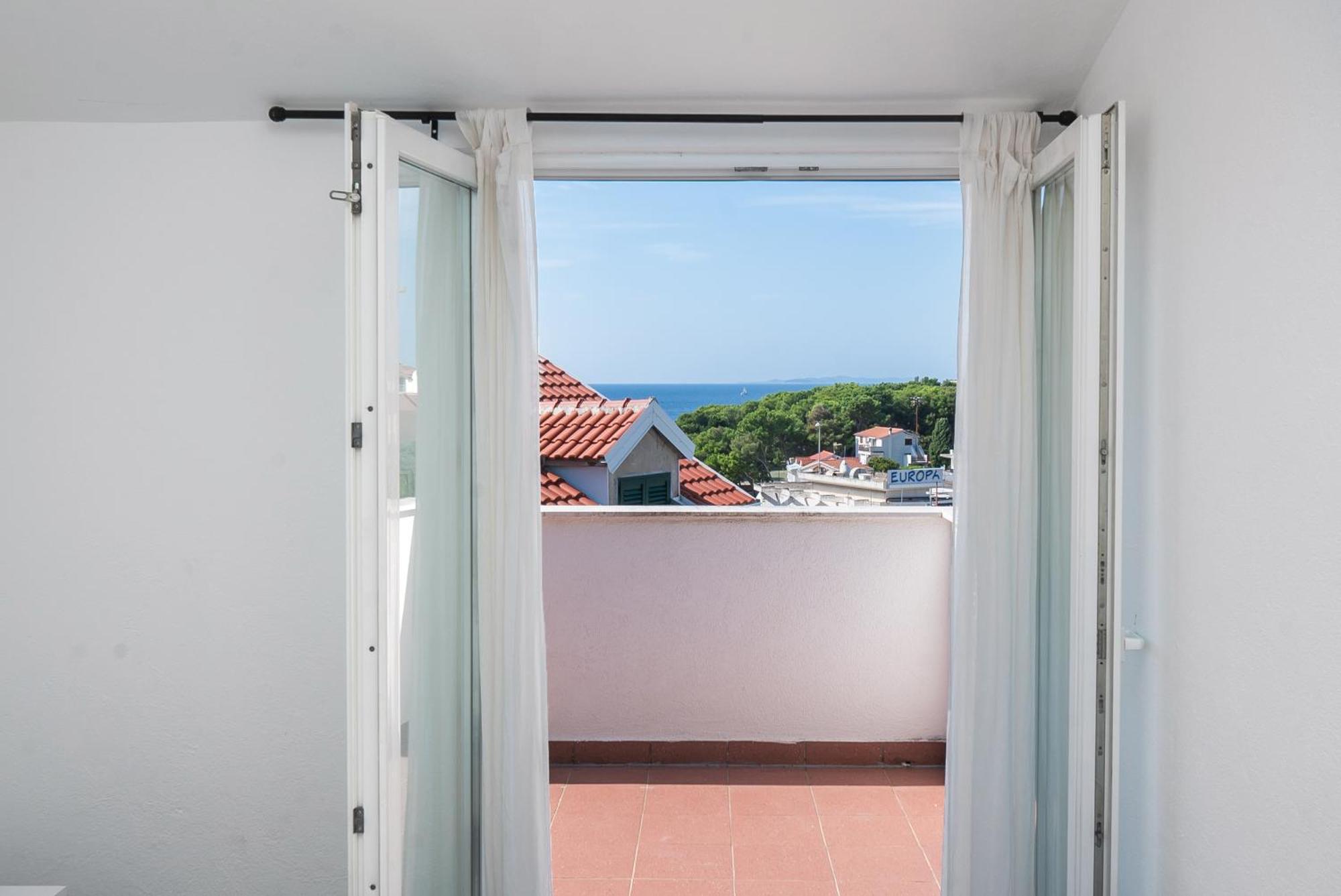 Apartments Polly Primosten Luaran gambar