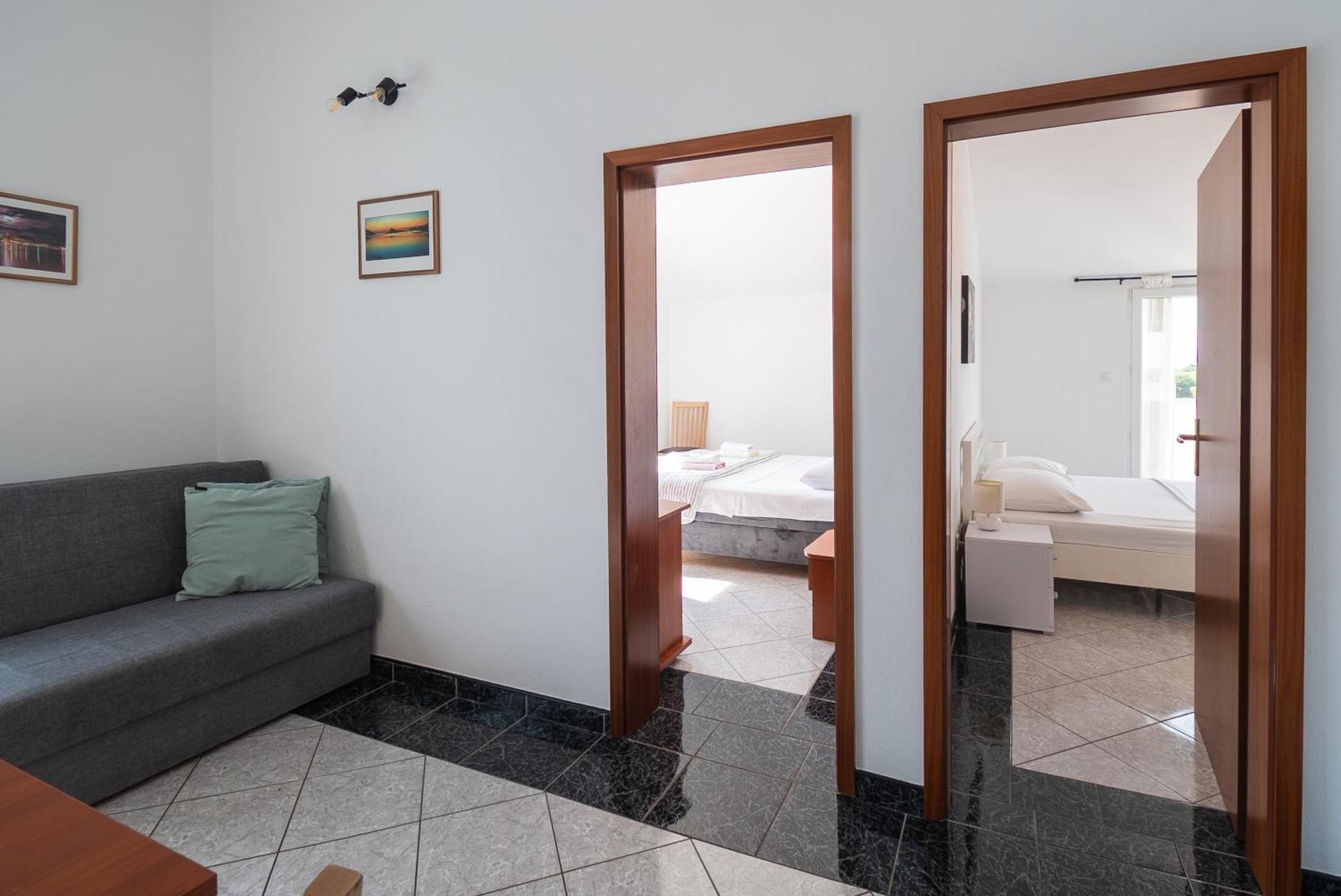 Apartments Polly Primosten Luaran gambar