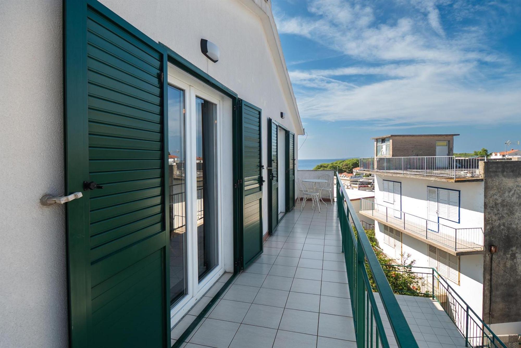 Apartments Polly Primosten Luaran gambar