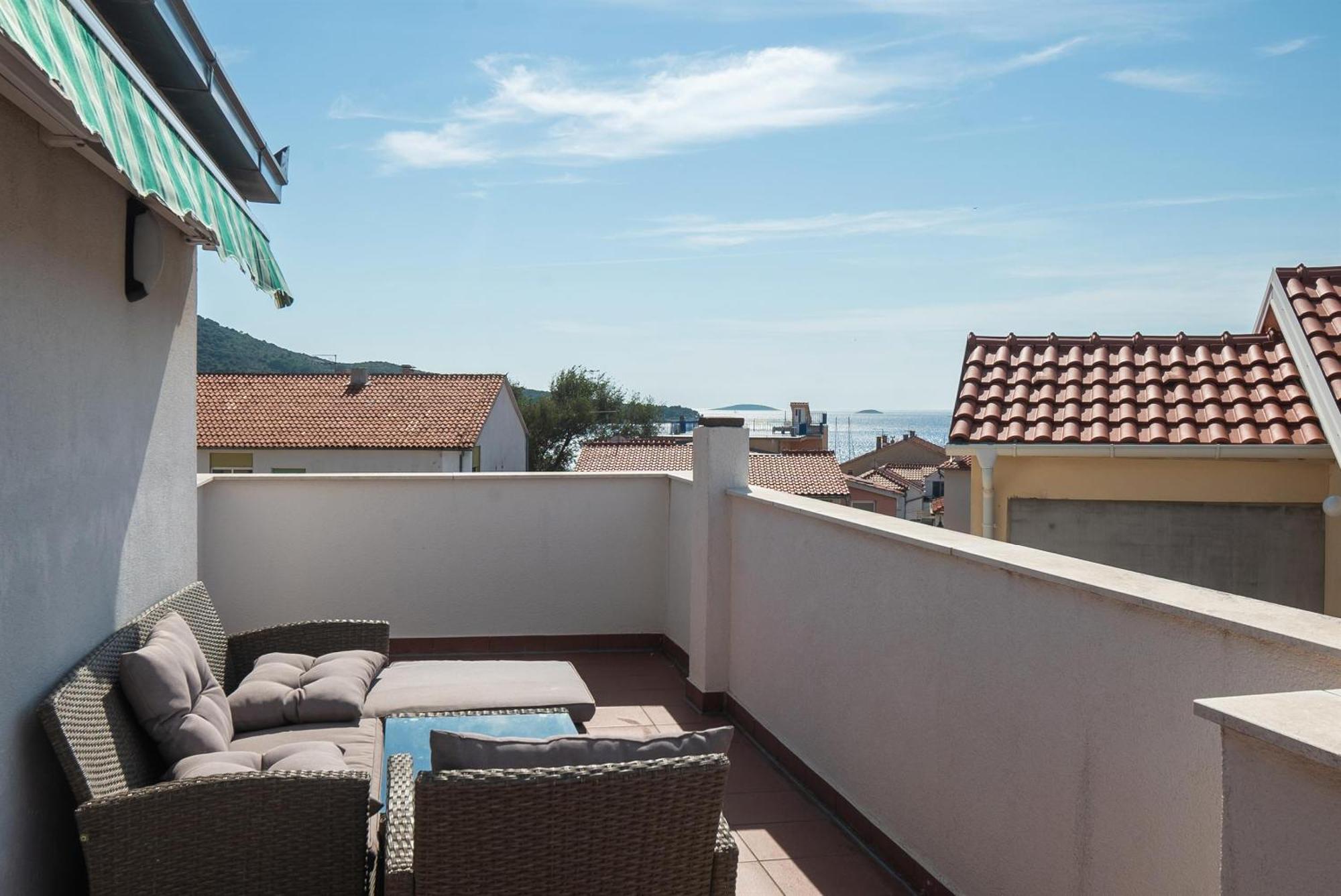 Apartments Polly Primosten Luaran gambar